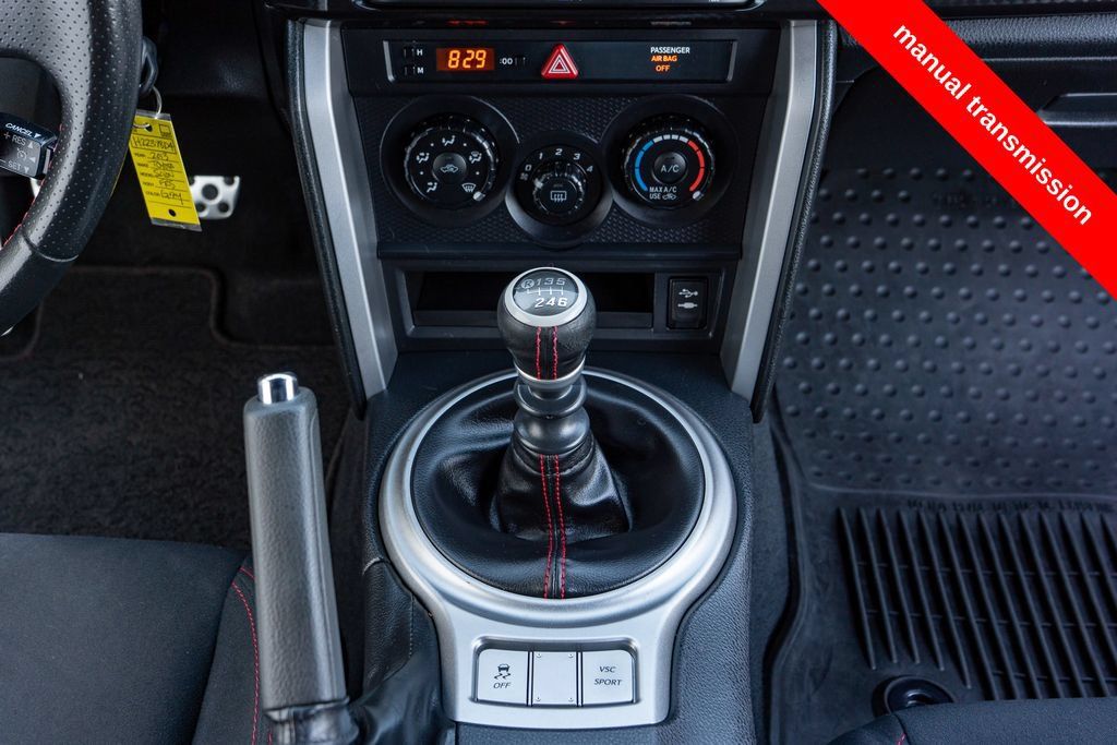 Used 2013 Scion FR-S RWD image 5