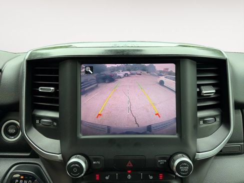 Used 2019 RAM 1500 Big Horn RWD image 9