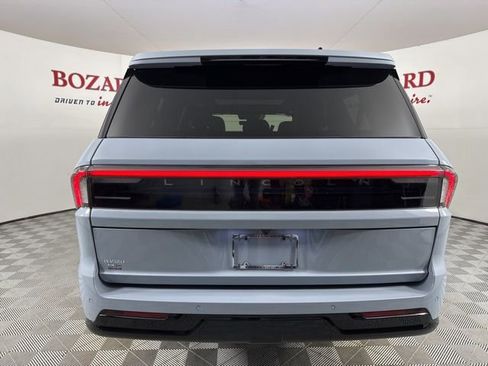 New 2025 Lincoln Navigator L Reserve w/ Jet Appearance Package image 6