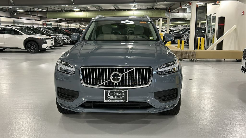 Certified 2023 Volvo XC90 B5 Core w/ Protection Package Premier AWD/4WD image 2