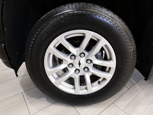 Used 2019 Chevrolet Silverado 1500 RST AWD/4WD image 10