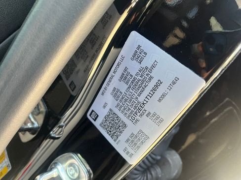 New 2026 GMC Canyon AT4X image 37