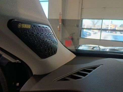 New 2026 Mitsubishi Outlander SE image 23