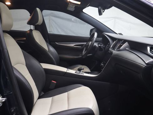Used 2023 INFINITI QX55 Luxe w/ Cargo Package AWD/4WD image 9
