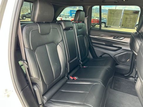 Used 2024 Jeep Grand Cherokee Limited w/ Trailer Tow Package image 21