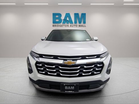 New 2026 Chevrolet Equinox LT w/ LPO, Floor Liner Package image 32