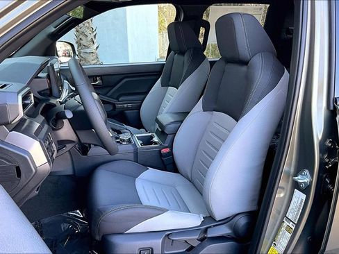New 2026 Toyota Tacoma TRD Off-Road AWD/4WD image 9