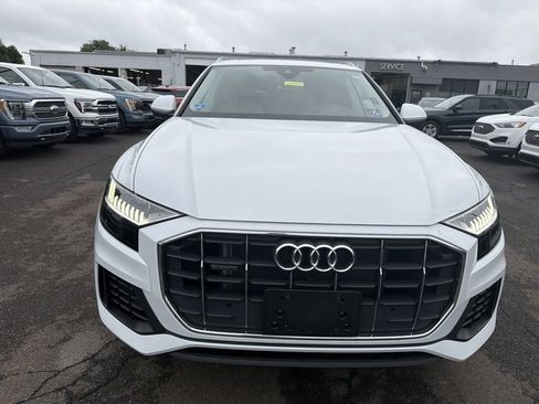 Used 2023 Audi Q8 Premium AWD/4WD image 8