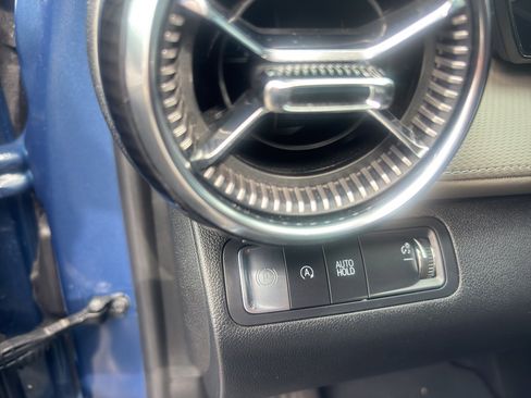 Certified 2025 Chevrolet Equinox LT w/ Convenience Package II image 15