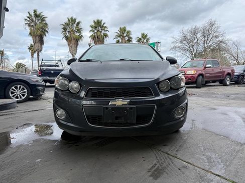 Used 2015 Chevrolet Cruze LT image 44