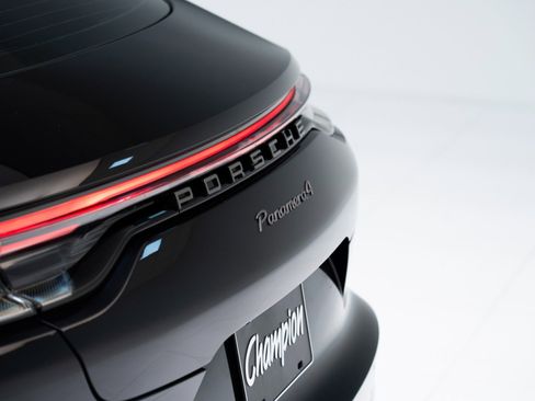 Certified 2023 Porsche Panamera 4 Platinum Edition AWD/4WD image 13