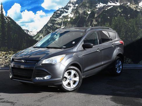 Used 2016 Ford Escape SE image 6
