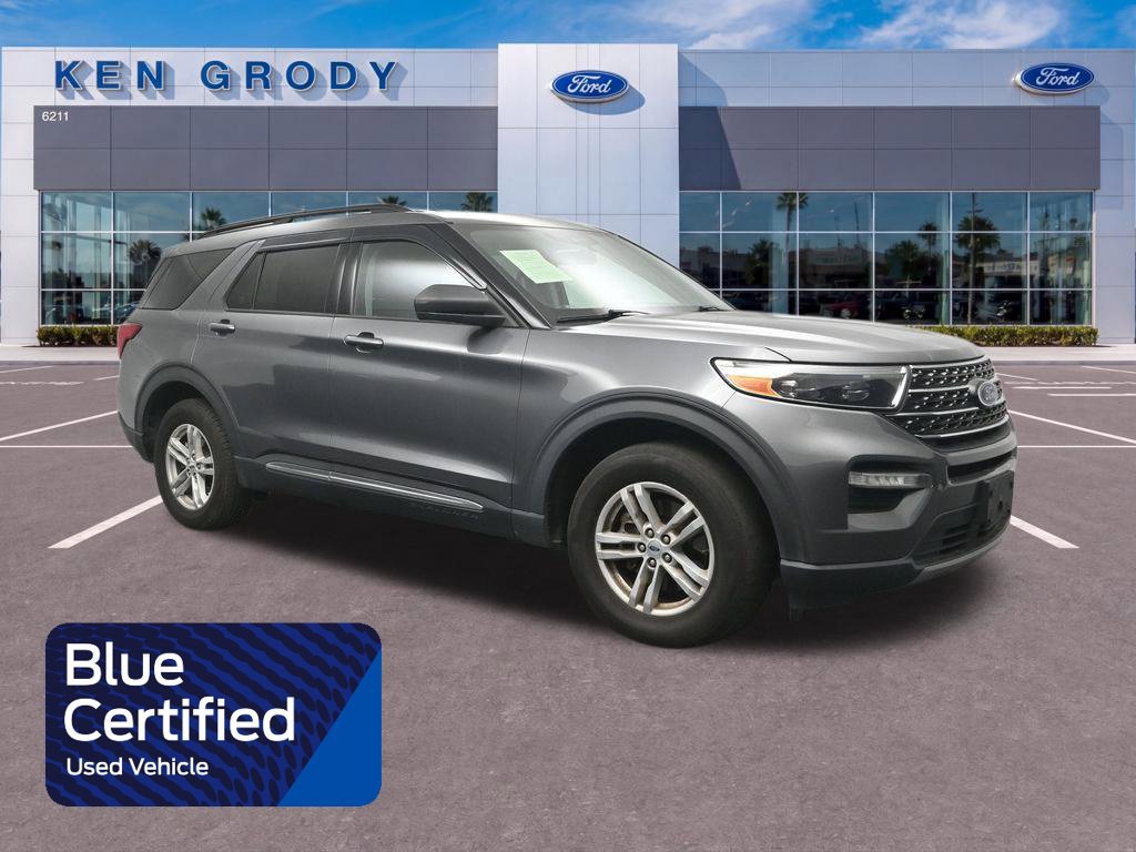 Certified 2021 Ford Explorer XLT w/ Equipment Group 202A AWD/4WD image 1
