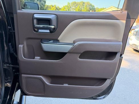 Used 2017 Chevrolet Silverado 1500 LTZ Z71 AWD/4WD image 25