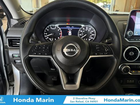 Used 2024 Nissan Sentra SV FWD image 27
