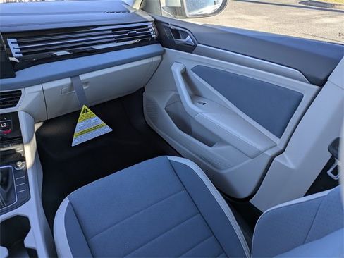 New 2026 Volkswagen Jetta SE image 17