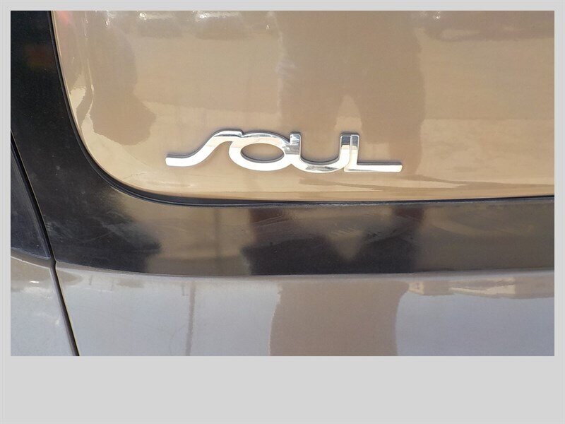 Used 2015 Kia Soul FWD image 30
