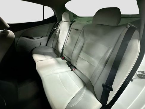 Used 2013 Kia Optima LX image 22