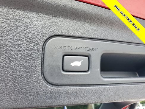 Certified 2024 Acura MDX w/ Technology Package FWD image 9