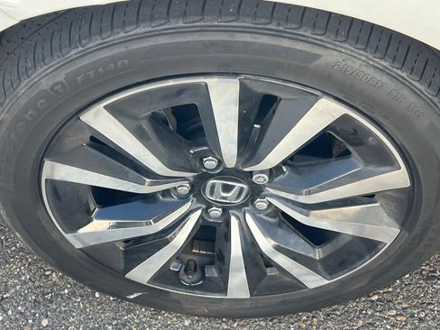Used 2023 Honda Civic EX image 10