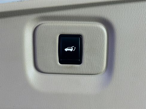 Used 2013 Nissan Pathfinder SL w/ Trailer Tow Pkg image 29