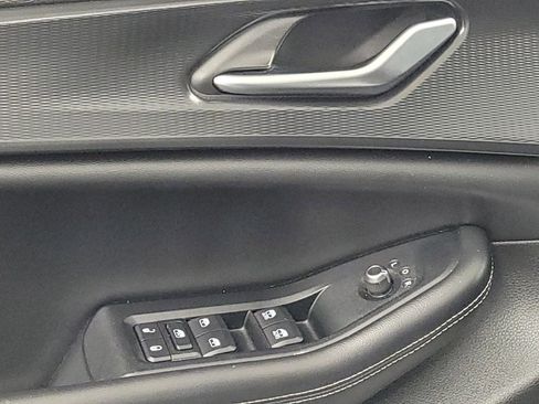 Used 2023 Jeep Grand Cherokee L Laredo AWD/4WD image 27