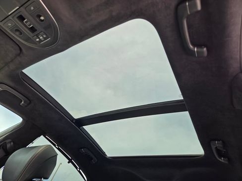 Used 2019 Genesis G80 3.3T Sport RWD image 19