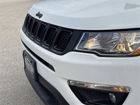 Used 2020 Jeep Compass Latitude image 10