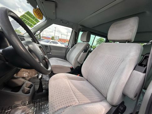 Used 2002 Volkswagen Eurovan GLS FWD image 19