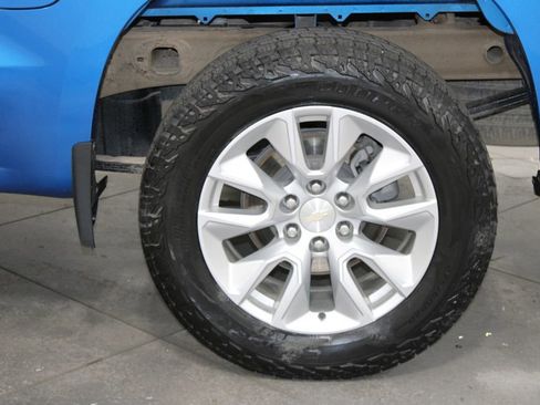 Used 2023 Chevrolet Silverado 1500 Custom image 47