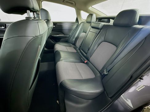 Used 2019 Honda Clarity Plug-In Hybrid image 25