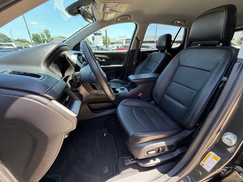 Used 2021 GMC Terrain SLT FWD image 11