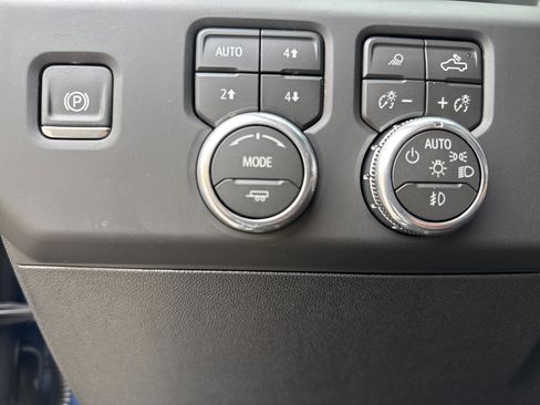 New 2026 GMC Sierra 2500 Denali Ultimate image 18