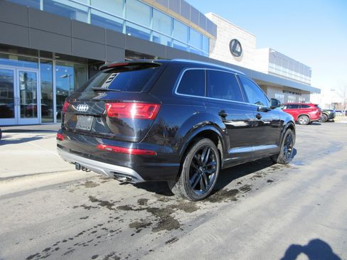 Used 2018 Audi Q7 3.0T Prestige w/ Prestige Package image 8