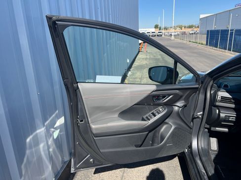 Certified 2025 Subaru Crosstrek 2.5i Limited w/ Crosstrek Mirror Package AWD/4WD image 13