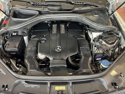 Used 2016 Mercedes-Benz GL 450 4MATIC image 12