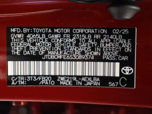 Used 2025 Toyota Corolla LE FWD image 17
