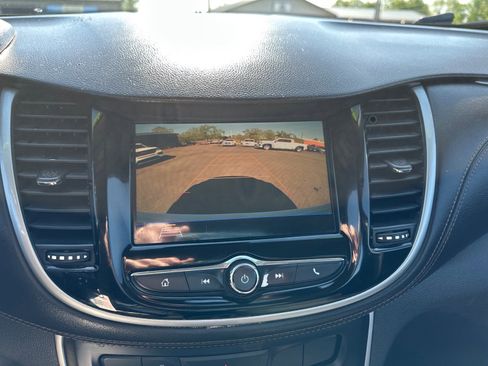 Used 2018 Chevrolet Trax LS AWD/4WD image 26