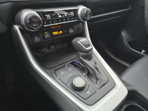 Used 2020 Toyota RAV4 XSE w/ XSE Grade Weather Package image 21