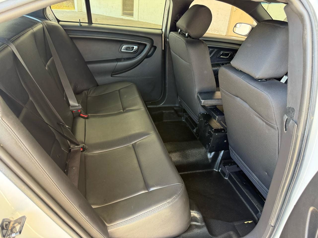 Used 2018 Ford Taurus Police Interceptor w/ Ready For The Road Package FWD image 31