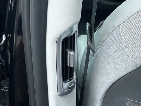 Used 2024 Hyundai Ioniq 5 Limited image 31