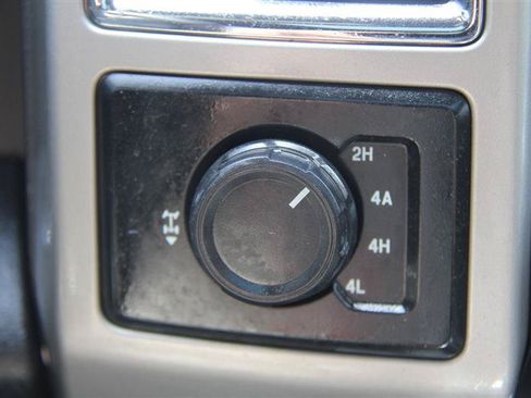 Used 2015 Ford F150 Lariat AWD/4WD image 33