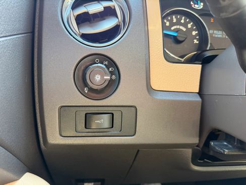 Used 2012 Ford F150 XLT w/ Max Trailer Tow Pkg image 26