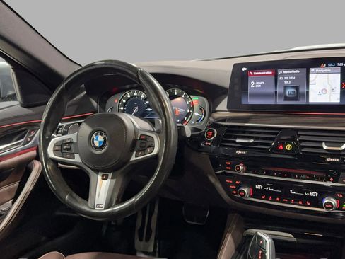 Used 2018 BMW 540i xDrive image 38