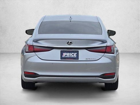 Used 2024 Lexus ES 300h w/ Technology Package FWD image 7