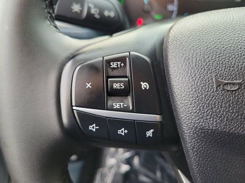 Certified 2023 Ford Maverick XLT w/ XLT Luxury Package image 5