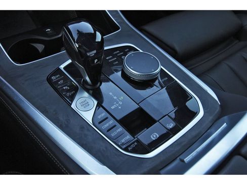 Used 2019 BMW X5 xDrive40i w/ Premium Package 2 AWD/4WD image 29
