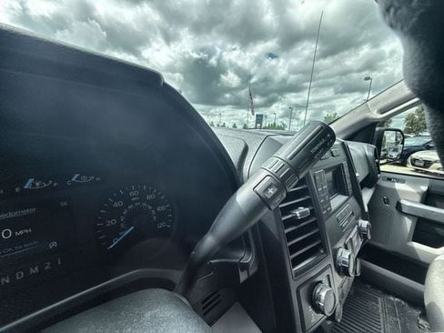 Used 2016 Ford F150 XL w/ Equipment Group 101A Mid AWD/4WD image 19