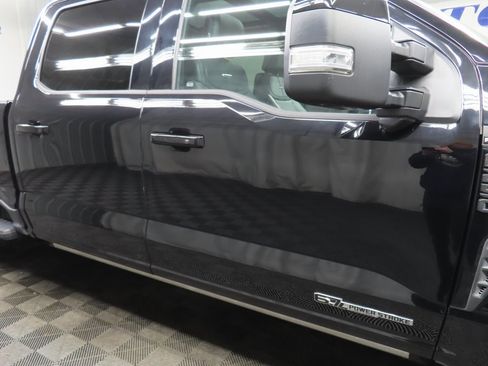 Used 2025 Ford F250 Platinum image 43