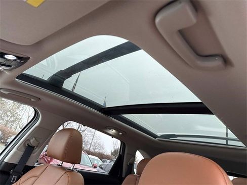 Used 2023 Kia Sorento SX Prestige image 16